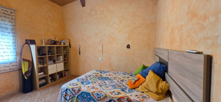 Image No.29-5 Bed Townhouse for sale