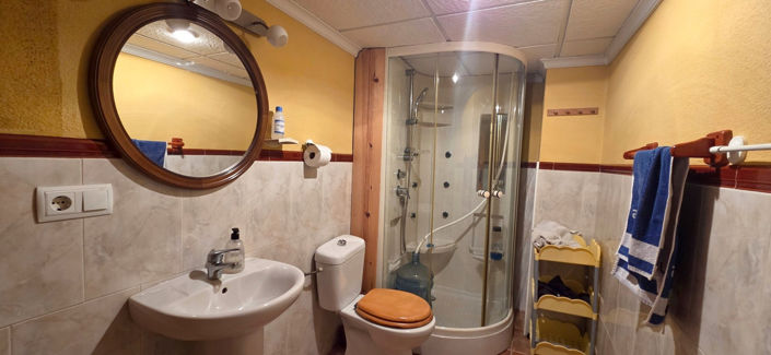 Image No.40-5 Bed Townhouse for sale