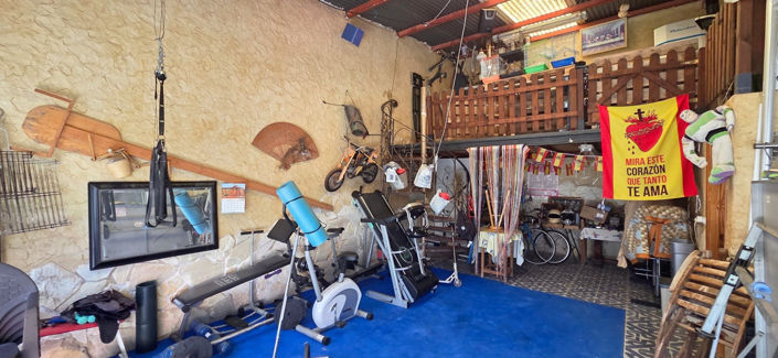 Image No.44-5 Bed Townhouse for sale