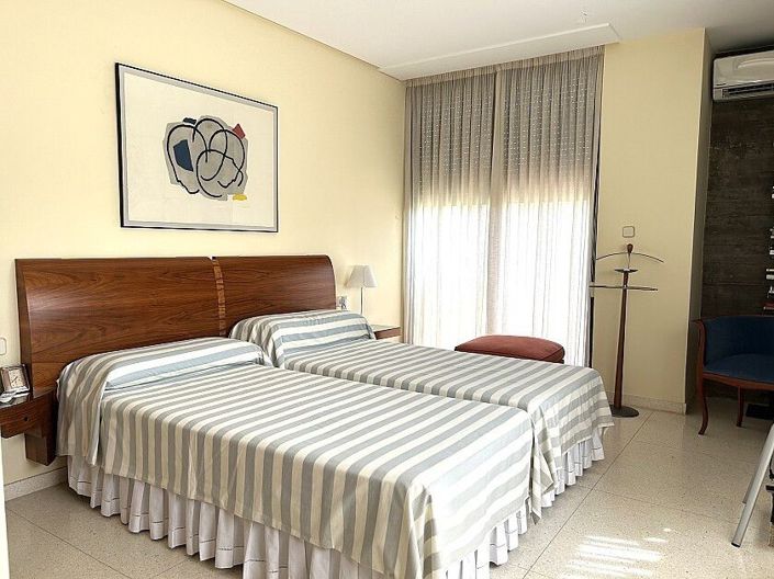 Image No.16-4 Bed Villa for sale