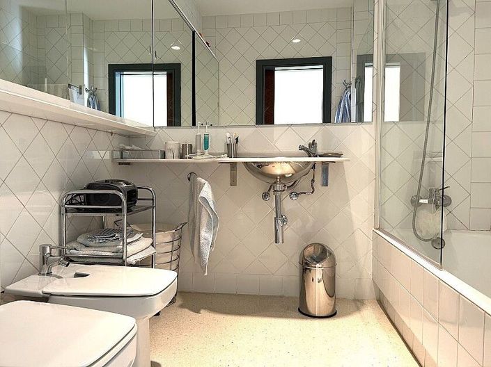 Image No.24-4 Bed Villa for sale