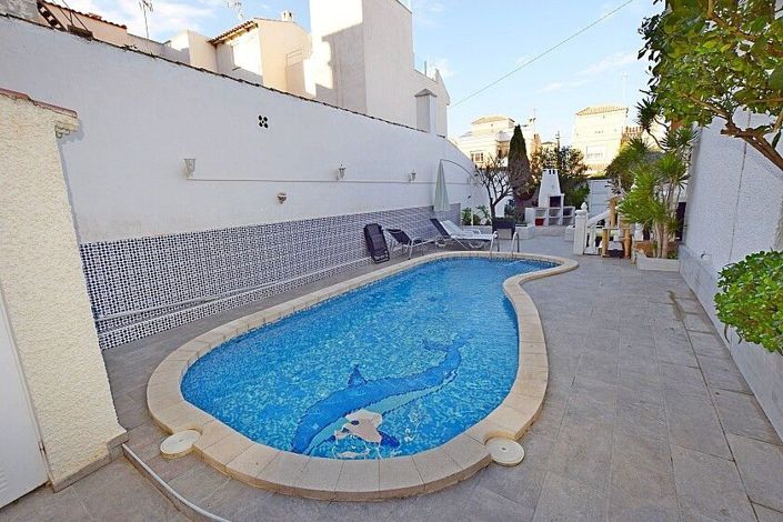 Image No.2-Villa de 3 chambres à vendre à Torrevieja