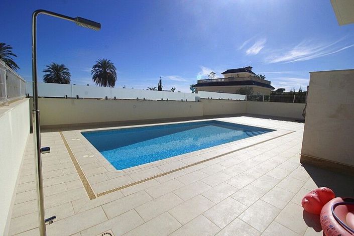 Image No.11-5 Bed Villa for sale