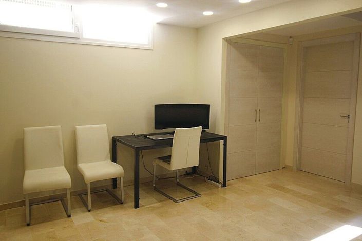 Image No.21-5 Bed Villa for sale
