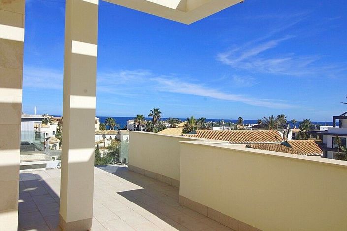 Image No.3-5 Bed Villa for sale