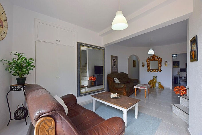 Image No.10-6 Bed Villa for sale