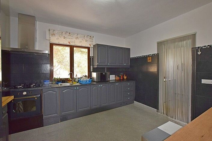 Image No.16-6 Bed Villa for sale