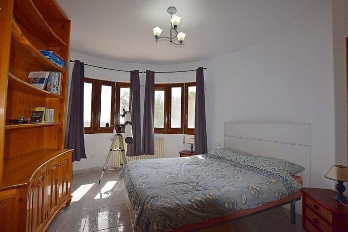 Image No.19-6 Bed Villa for sale