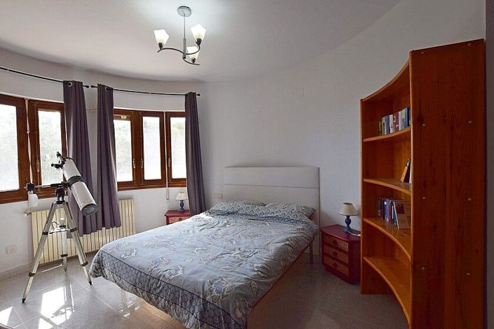Image No.20-6 Bed Villa for sale