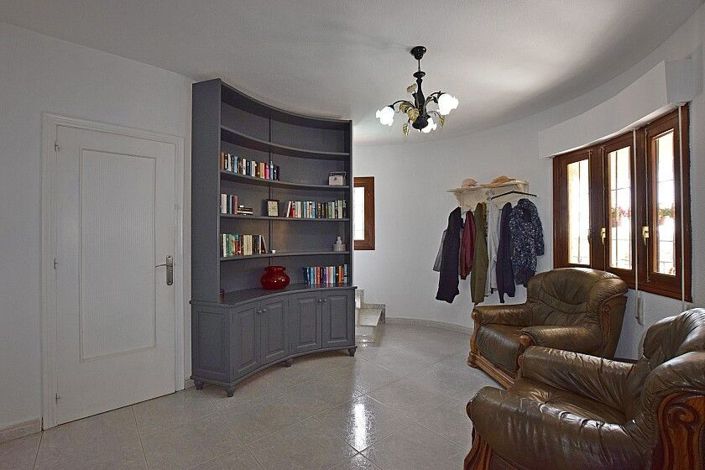 Image No.27-6 Bed Villa for sale