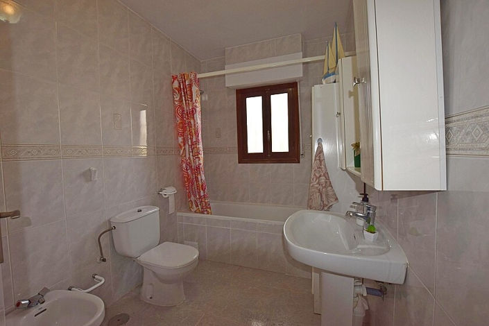 Image No.31-6 Bed Villa for sale