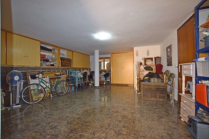 Image No.35-6 Bed Villa for sale