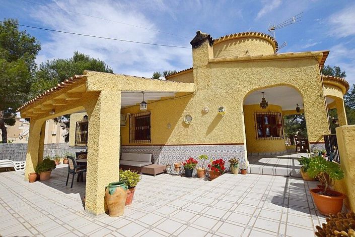 Image No.4-6 Bed Villa for sale