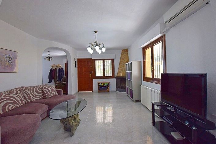 Image No.8-6 Bed Villa for sale
