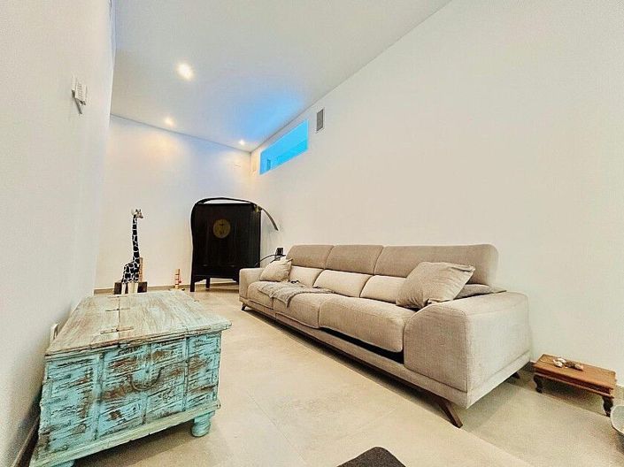 Image No.28-3 Bed Villa for sale