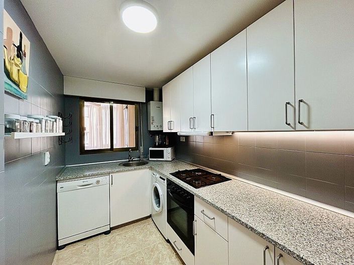 Image No.11-3 Bed Apartment for sale