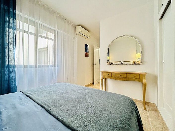 Image No.13-3 Bed Apartment for sale