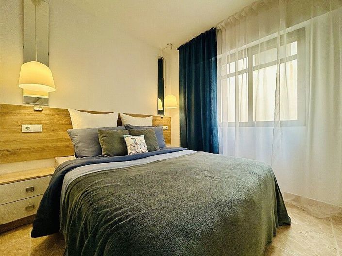 Image No.14-3 Bed Apartment for sale