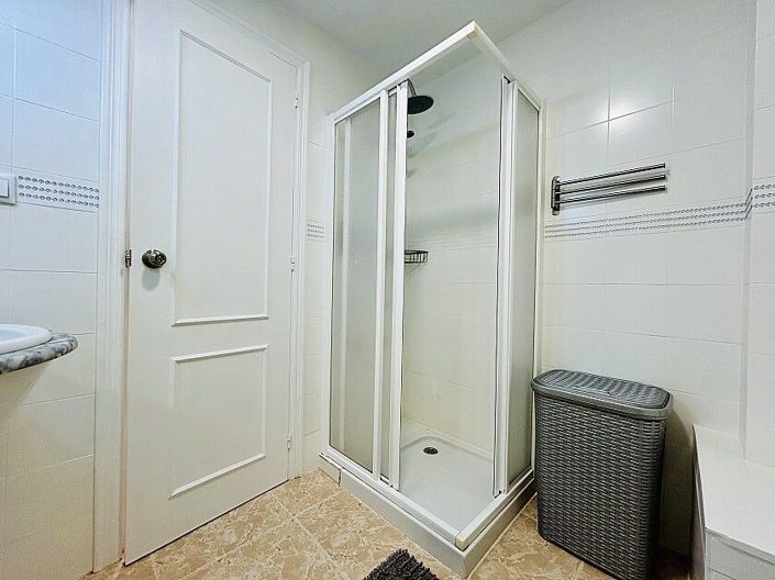 Image No.22-3 Bed Apartment for sale
