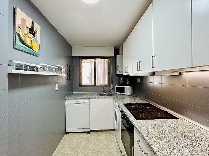 Image No.9-3 Bed Apartment for sale