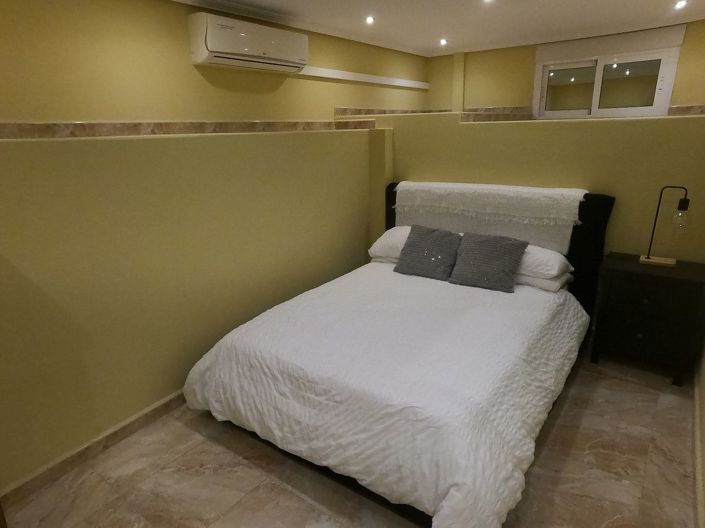 Image No.26-5 Bed Villa for sale