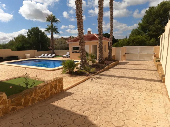 Image No.45-5 Bed Villa for sale