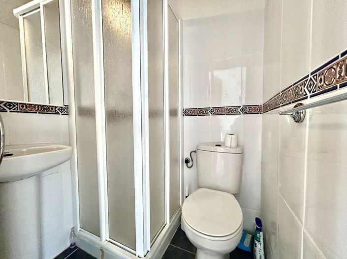 Image No.14-3 Bed Apartment for sale