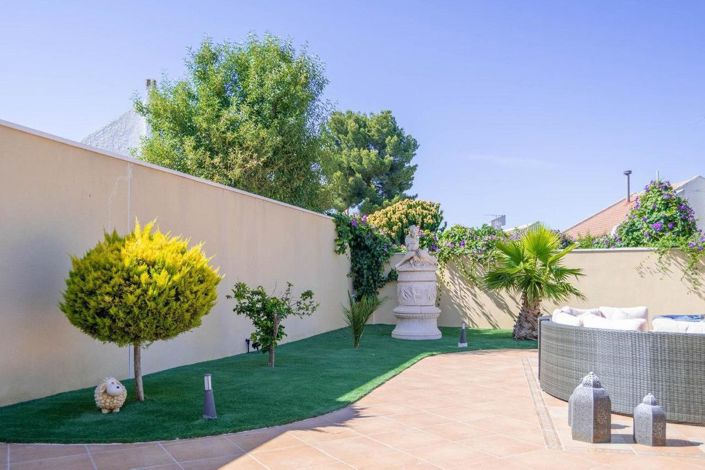 Image No.42-4 Bed Villa for sale