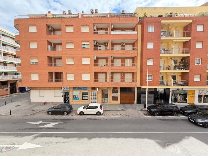 Image No.30-Appartement de 4 chambres à vendre à Torrevieja