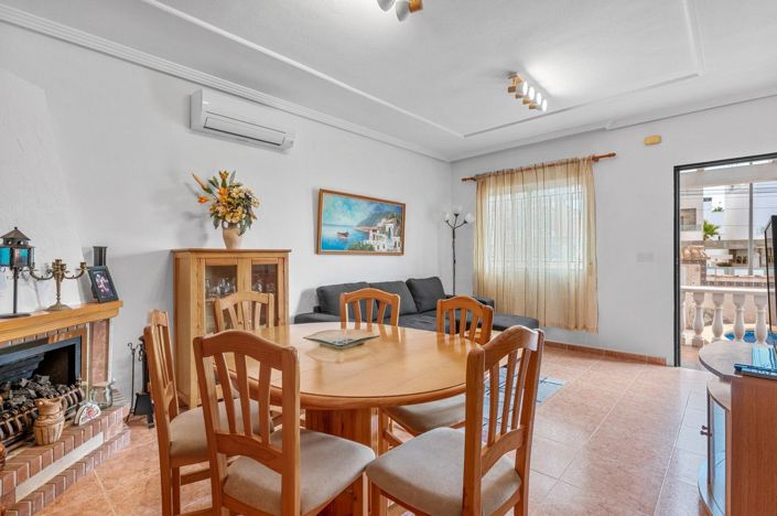 Image No.10-3 Bed Villa for sale
