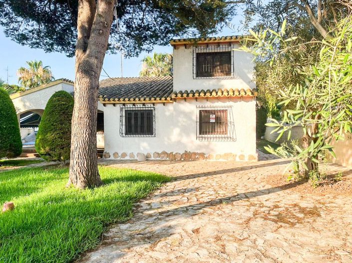 Image No.5-Villa de 4 chambres à vendre à Orihuela Costa