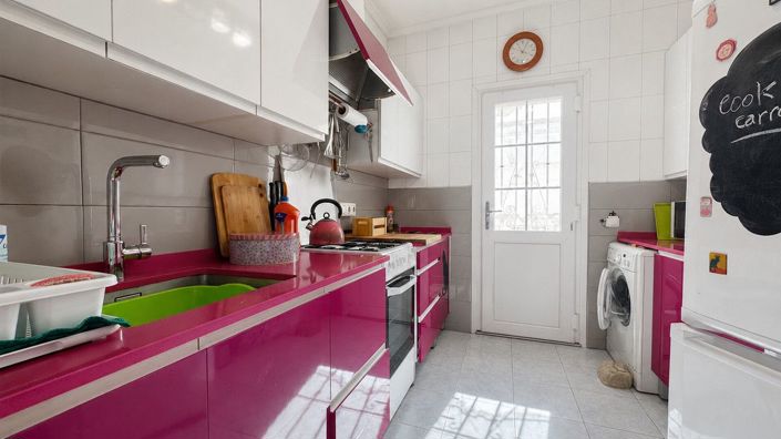 Image No.7-2 Bed Villa for sale