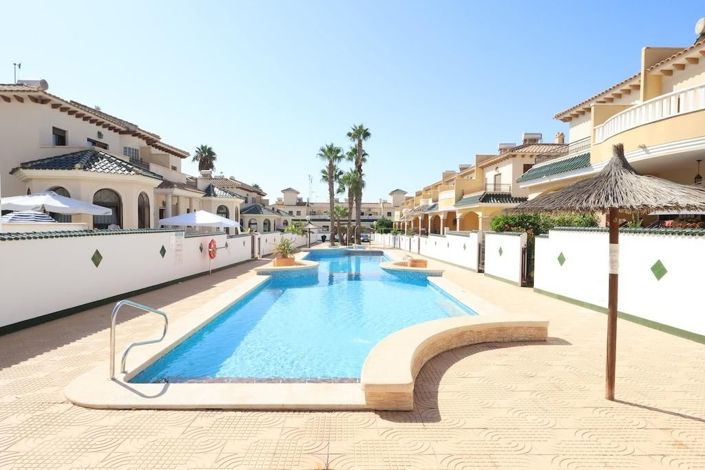 Image No.30-3 Bed House for sale