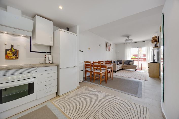 Image No.26-2 Bed Apartment for sale