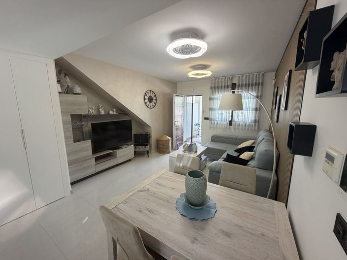 Image No.11-2 Bed Apartment for sale