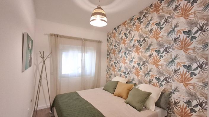 Image No.20-3 Bed House for sale