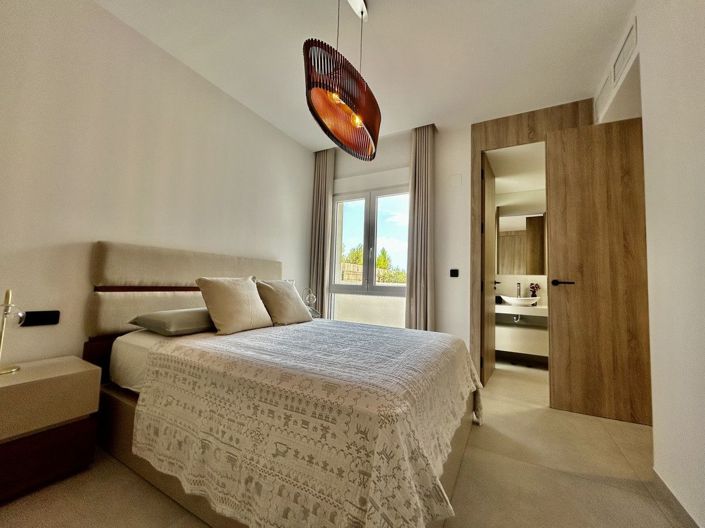 Image No.21-4 Bed Villa for sale
