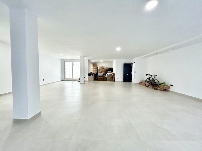 Image No.30-4 Bed Villa for sale