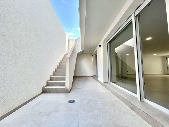 Image No.39-4 Bed Villa for sale