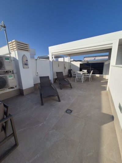 Image No.16-3 Bed House for sale