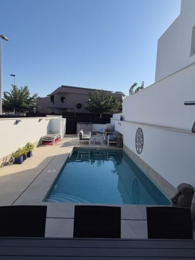Image No.3-3 Bed House for sale