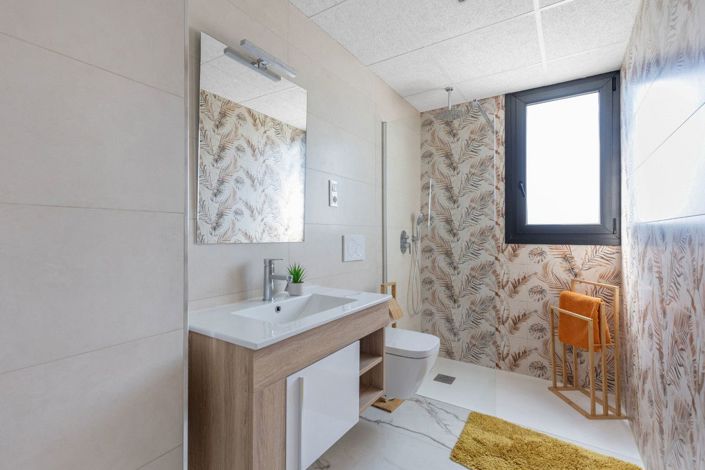 Image No.14-2 Bed Apartment for sale