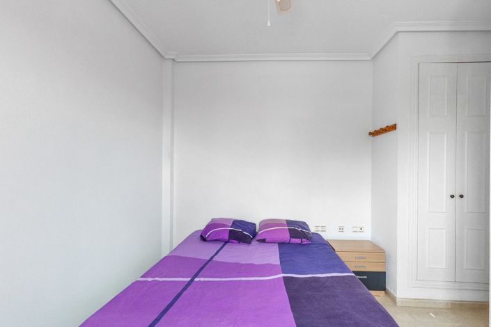 Image No.18-2 Bed Apartment for sale