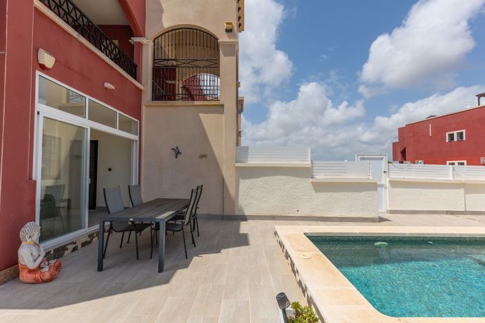 Image No.22-2 Bed Apartment for sale