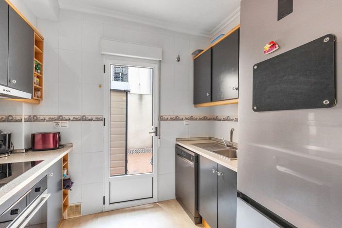 Image No.9-2 Bed Apartment for sale