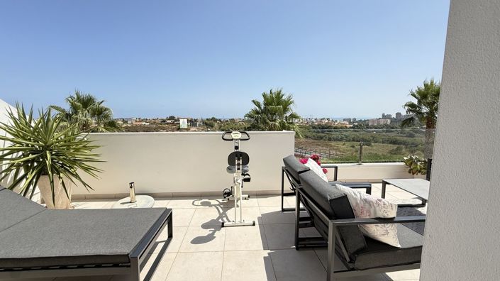 Image No.32-3 Bed House for sale