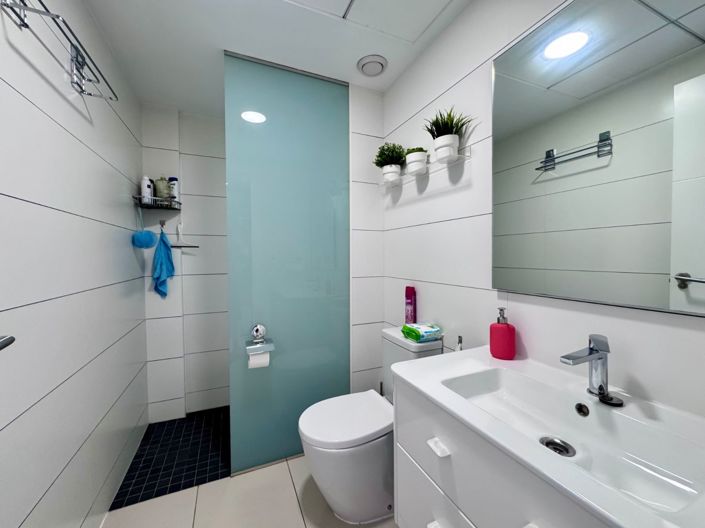 Image No.16-3 Bed House for sale