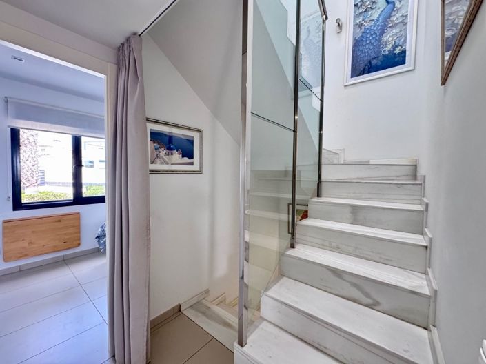 Image No.18-3 Bed House for sale