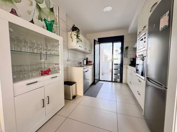 Image No.2-3 Bed House for sale