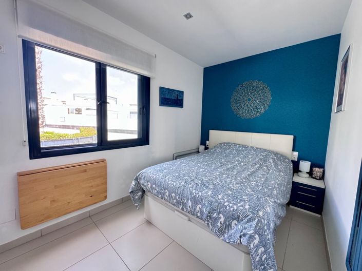 Image No.20-3 Bed House for sale